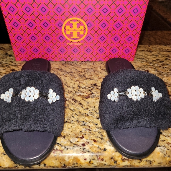 Tory Burch shoes - Picture 2 of 3